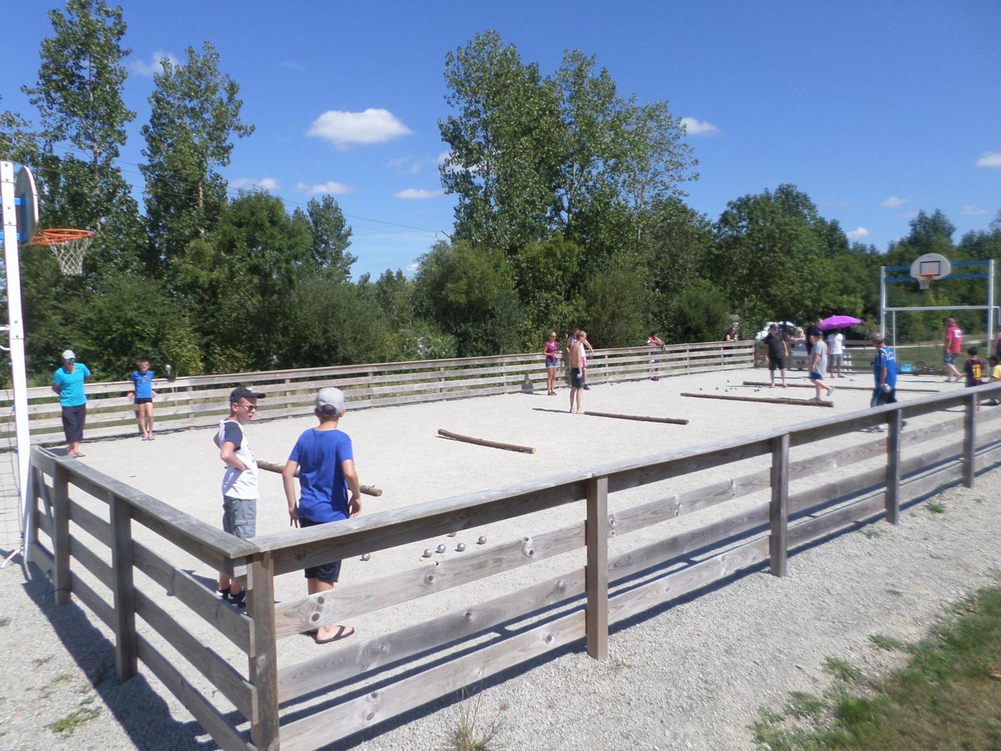 Camping Aubigny-Les Clouzeaux Aubigny  Exterior foto