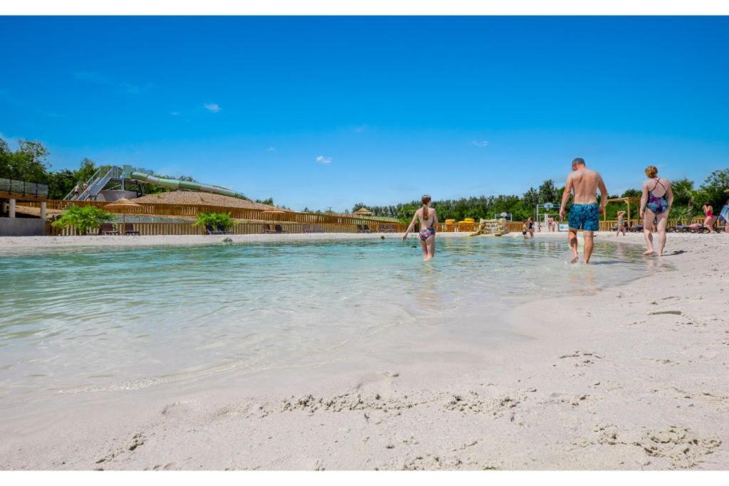 Camping Aubigny-Les Clouzeaux Aubigny  Exterior foto